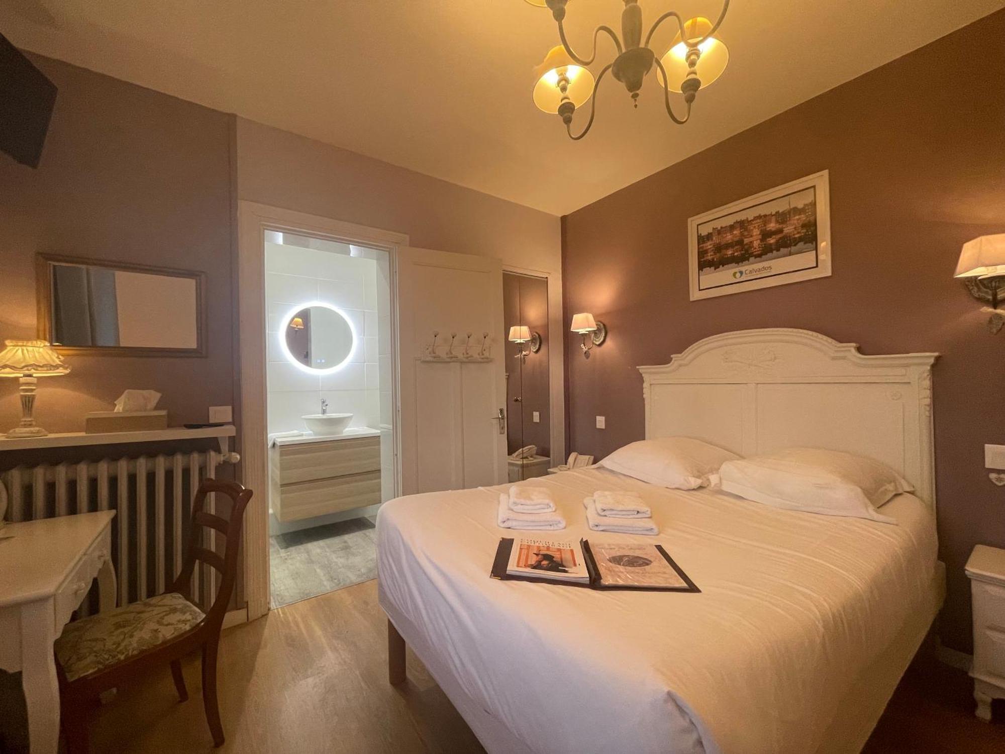 La Villa Les Mots Passants Cabourg Extérieur photo